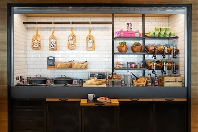 MOXY BRISTOL